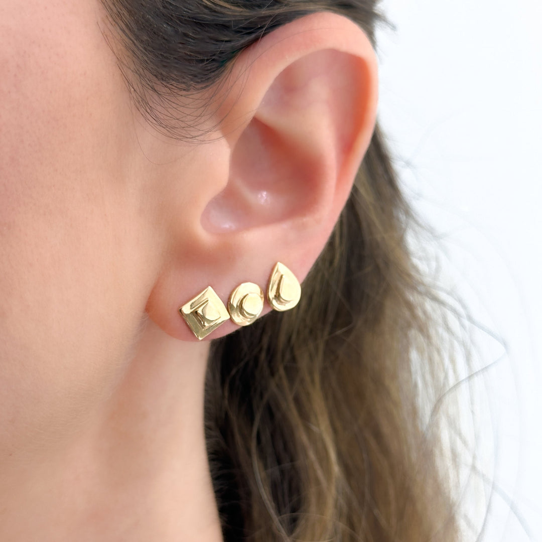 14K Gold Round Earring Studs