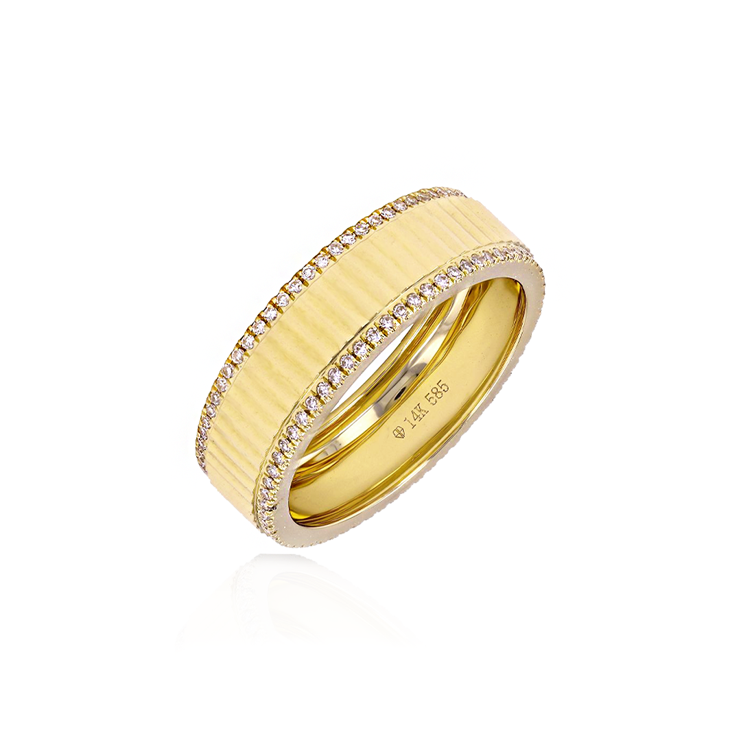 Fluted Gold Ring with Diamond Pave Edge